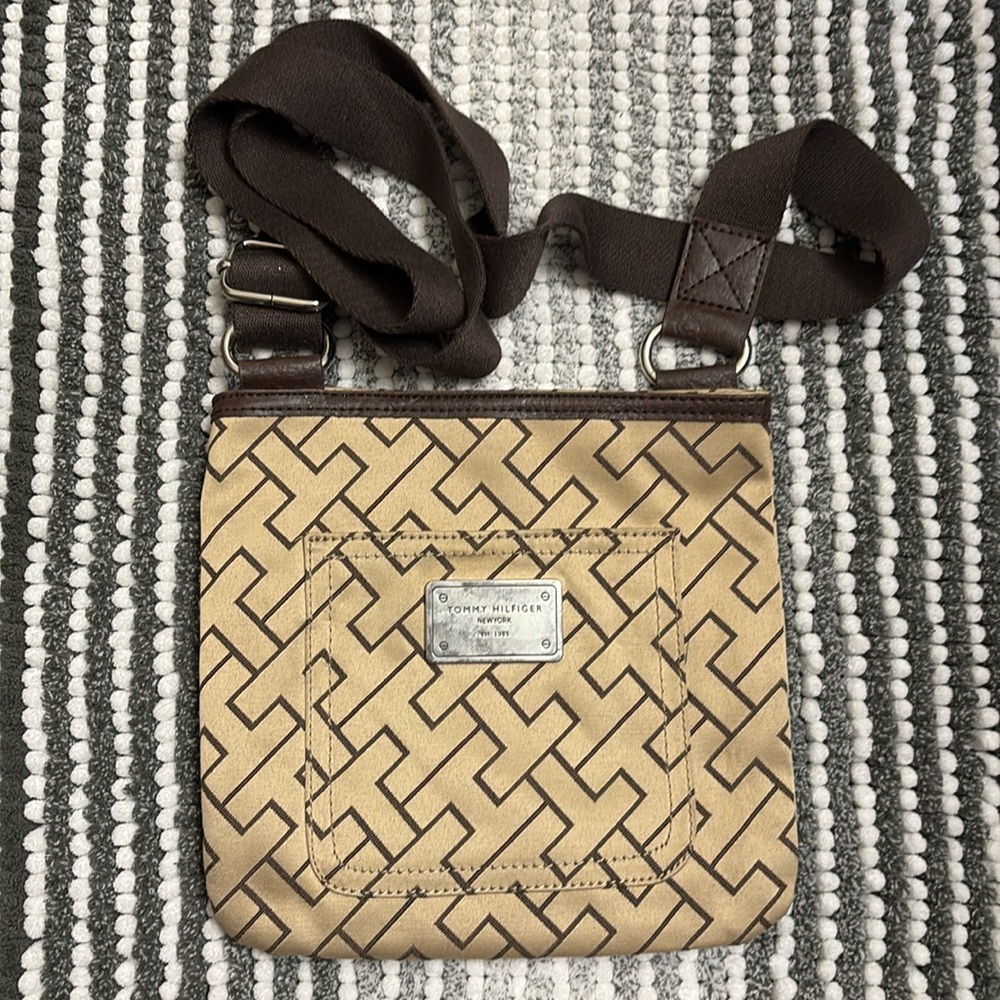 Tommy Hilfiger Brown/Tan Crossbody Purse